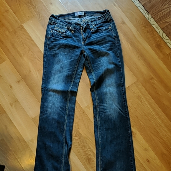 Jeans - Picture 3 of 4